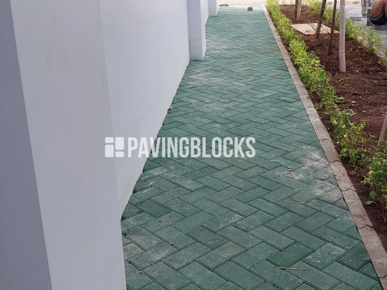 Foto proyek pemasangan paving block