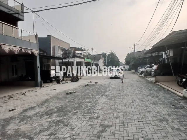 Foto proyek pemasangan paving block