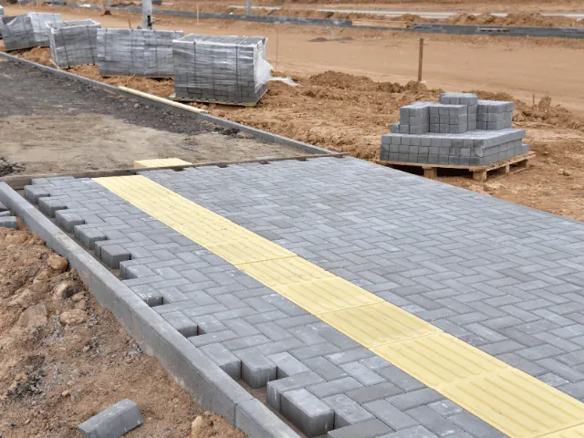 Foto proyek pemasangan paving block